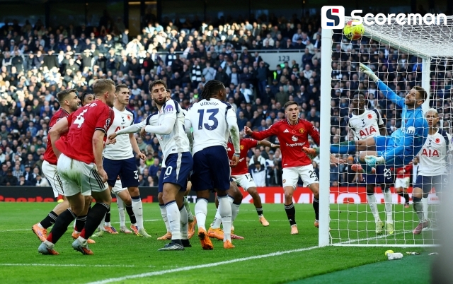 토트넘, 맨유와 혈전 끝 2-2 무승부... 더리흐트 96분 극장 동점골